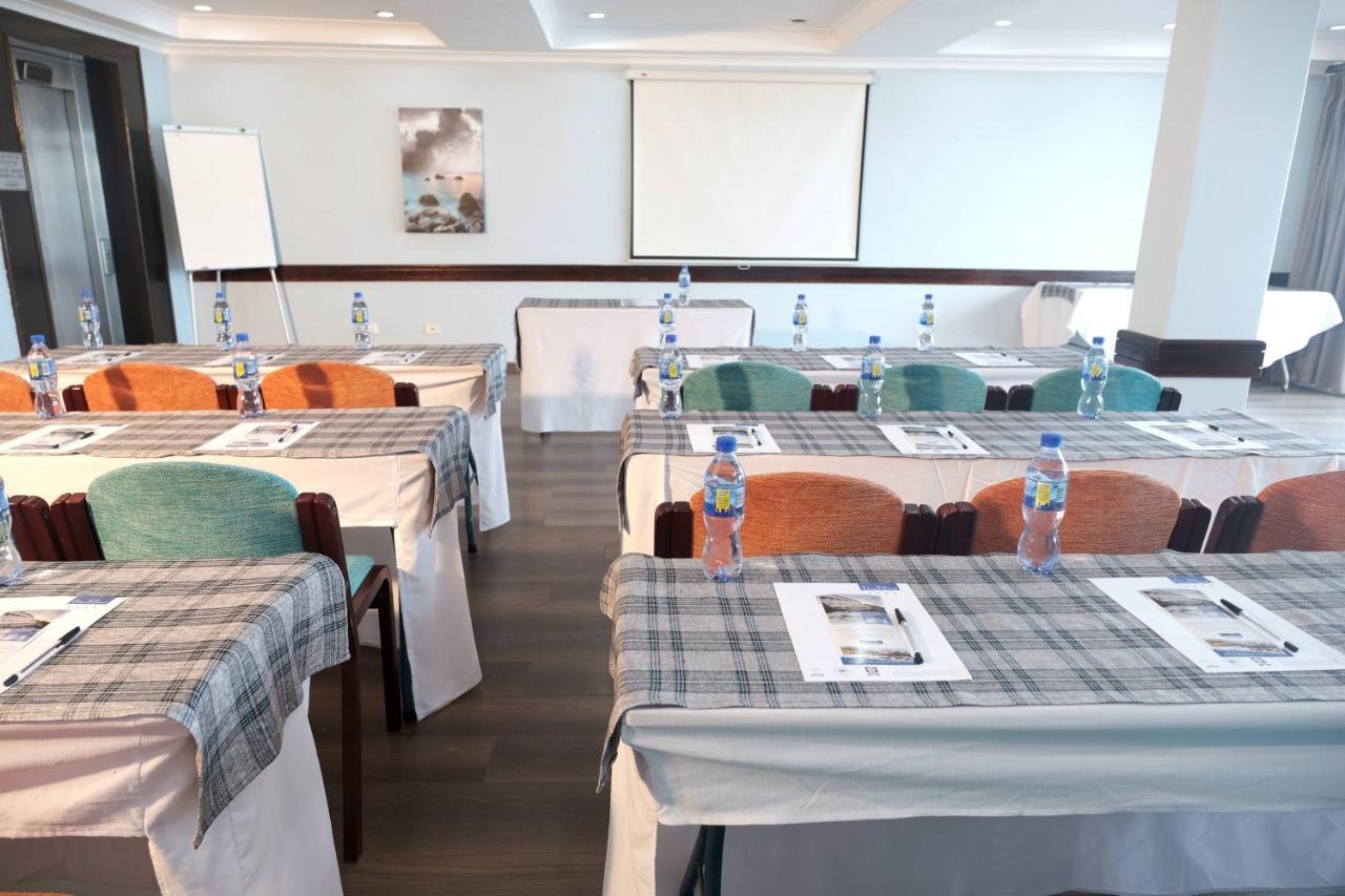 The Point Hotel & Spa Mossel Bay Bagian luar foto