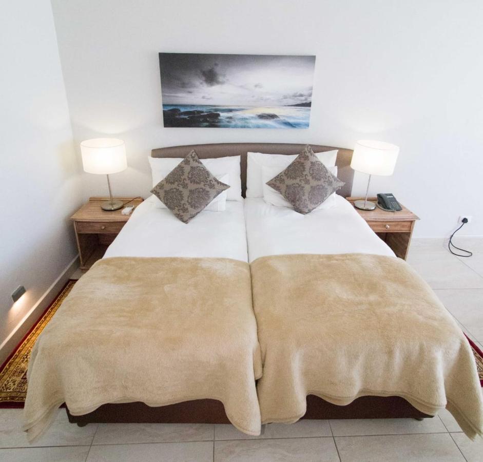 The Point Hotel & Spa Mossel Bay Bagian luar foto