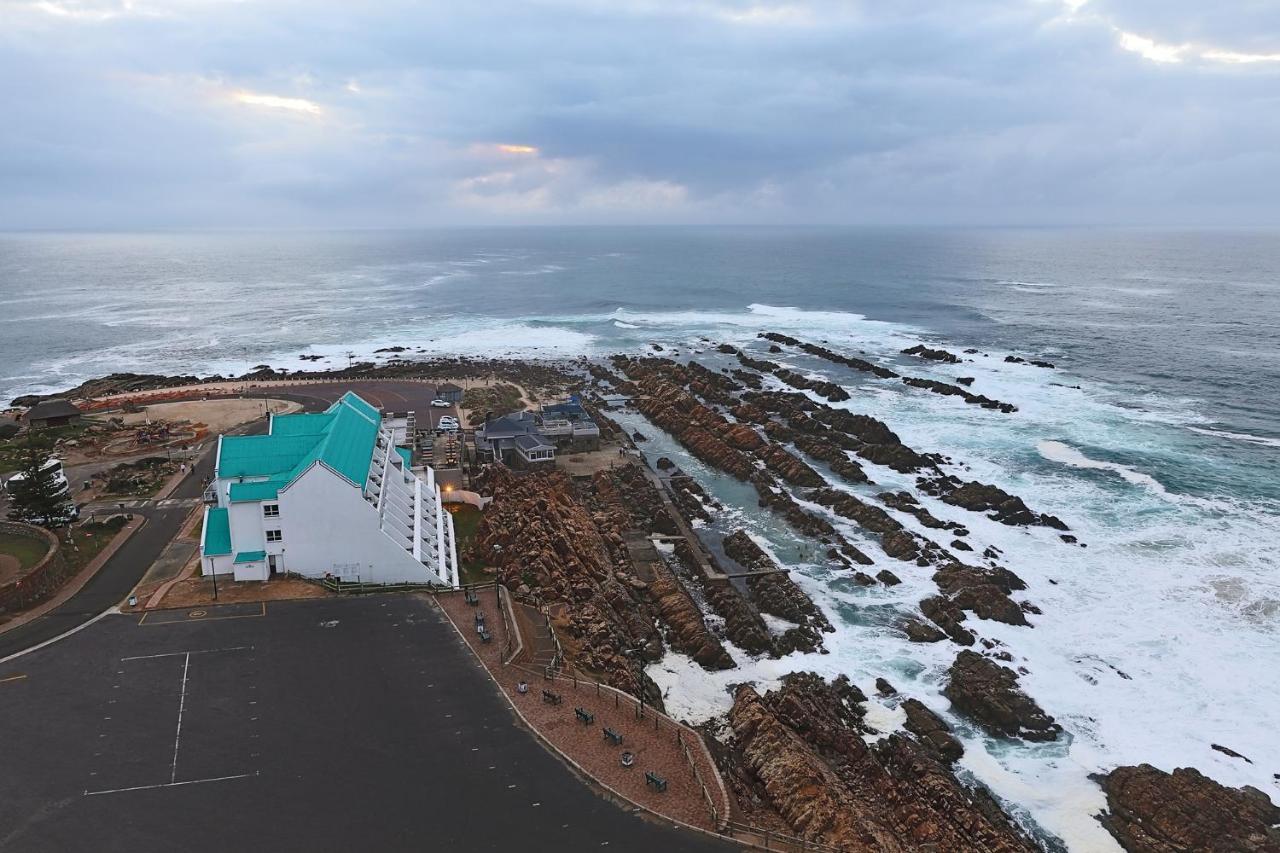 The Point Hotel & Spa Mossel Bay Bagian luar foto